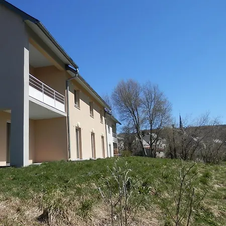 Ξενοδοχείο με διαμερίσματα Aux Balcons Du Sancy 3*