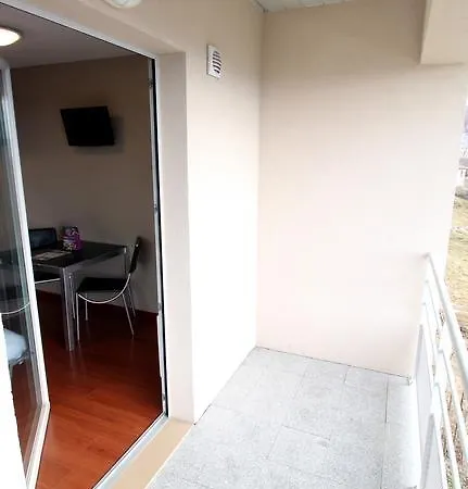 Aux Balcons Du Sancy Ξενοδοχείο με διαμερίσματα 3*